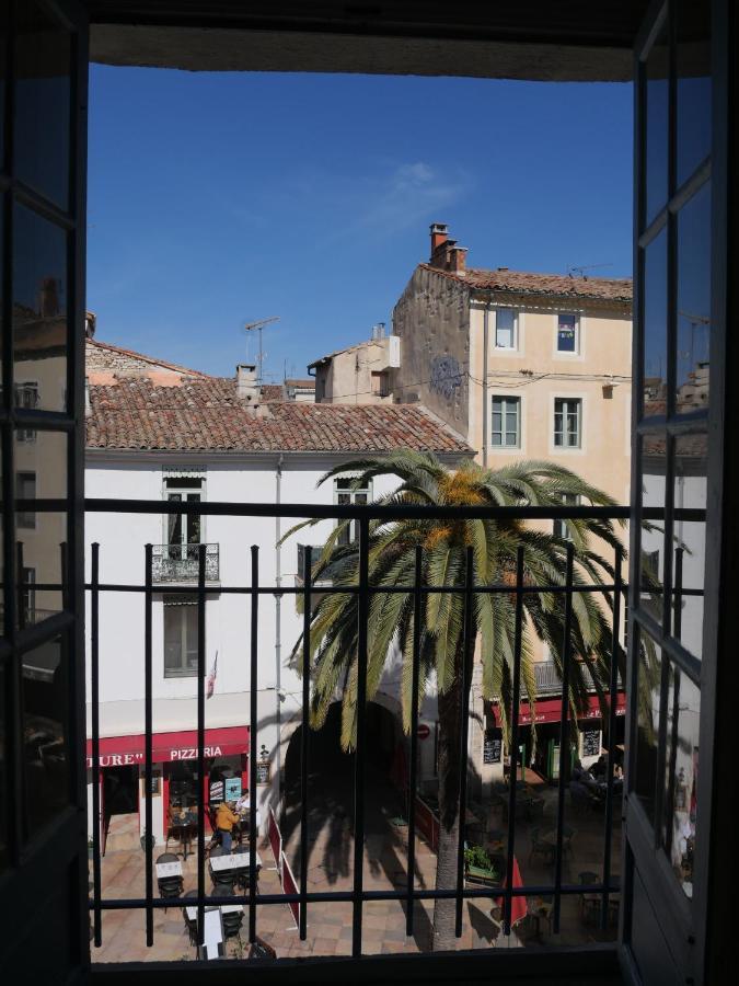 Hotel De L'Amphitheatre Nîmes Dış mekan fotoğraf