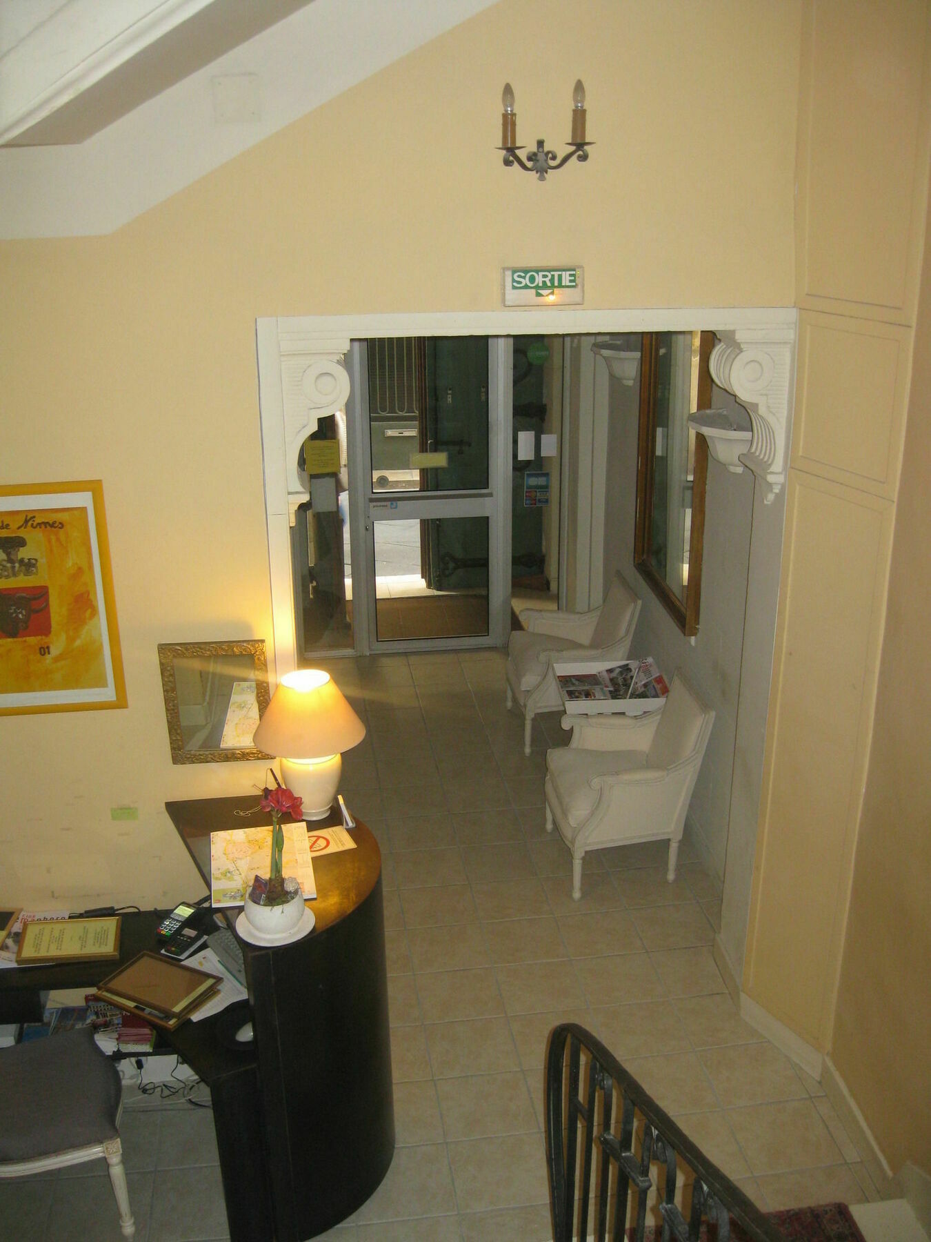 Hotel De L'Amphitheatre Nîmes Dış mekan fotoğraf